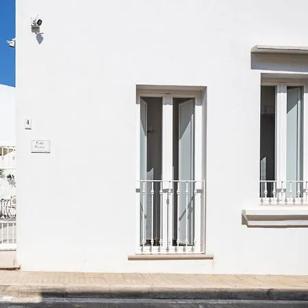 ゲストハウス Cortile Carducci ラーカレ