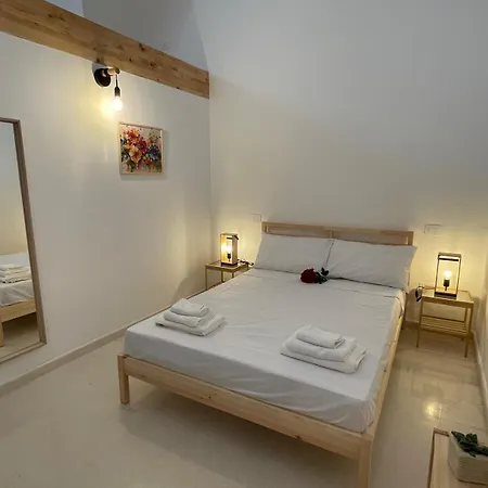 Cortile Carducci Guest house *