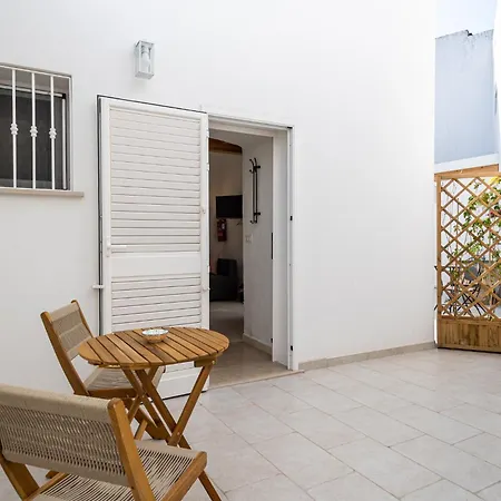 Cortile Carducci 4*