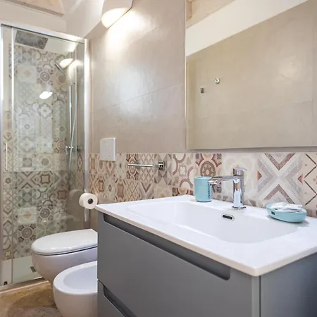 Casa de hóspedes Cortile Carducci Racale